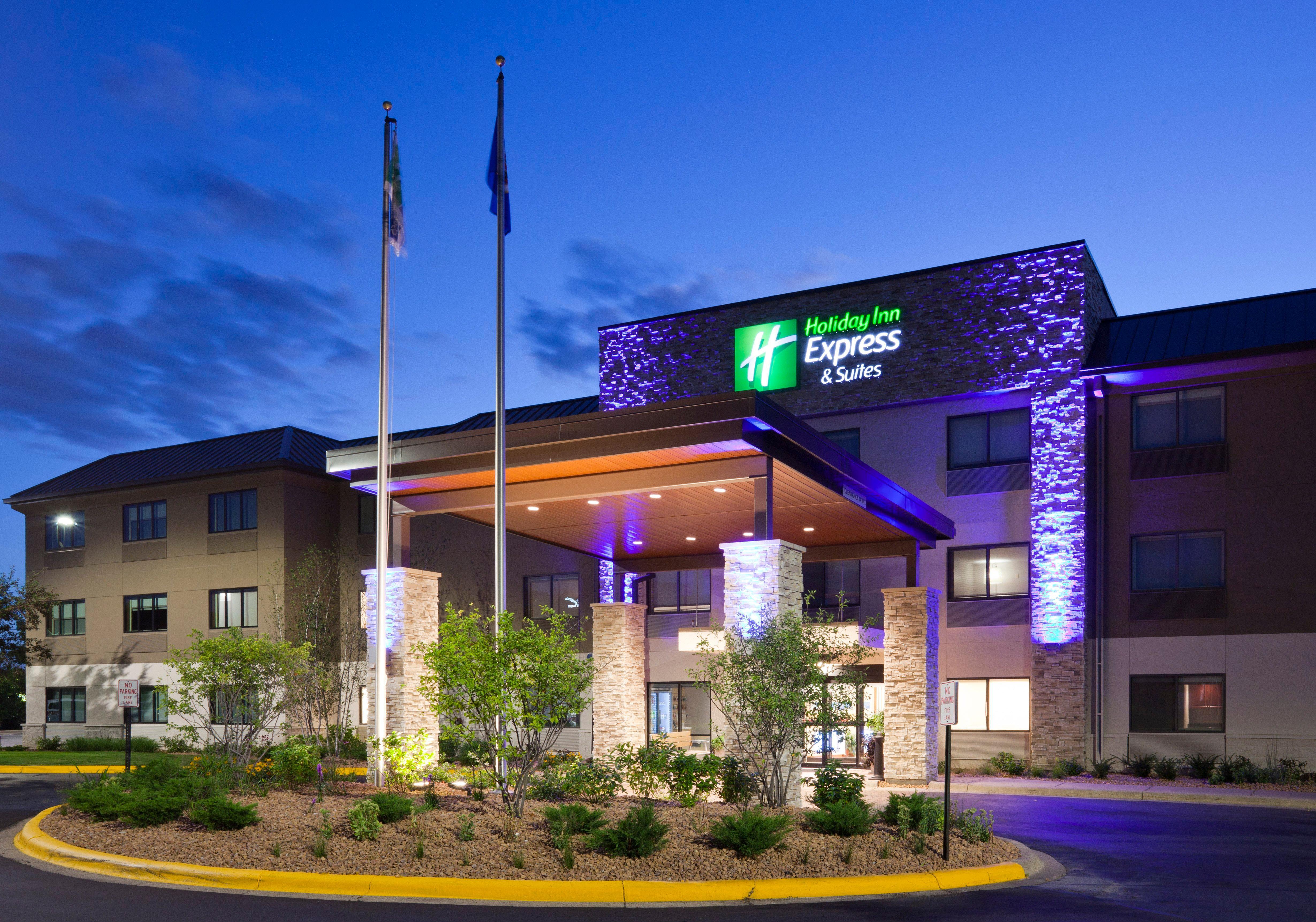 Holiday Inn Express Hotel & Suites Minneapolis-Golden Valley By Ihg St. Louis Park Esterno foto