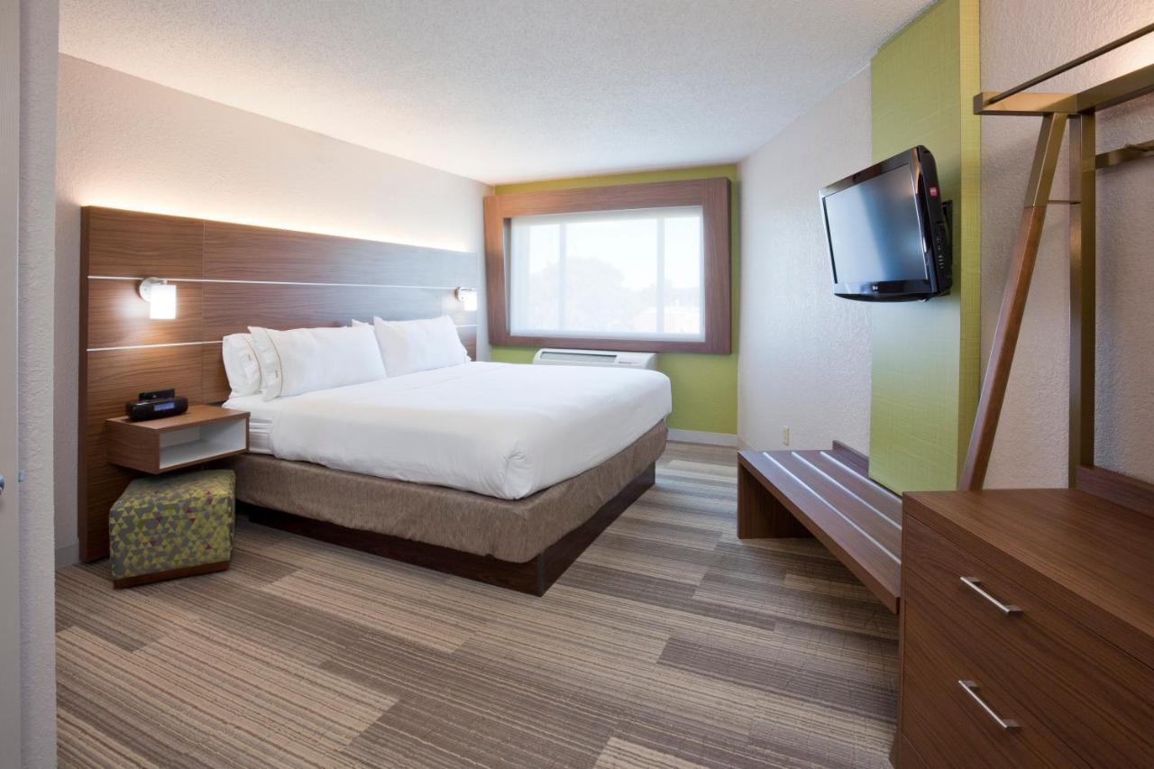 Holiday Inn Express Hotel & Suites Minneapolis-Golden Valley By Ihg St. Louis Park Esterno foto